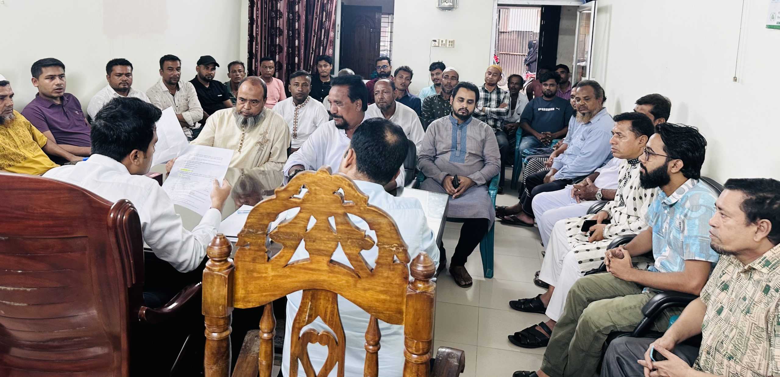 অব্যবস্থাপনা দূর করতে জকিগঞ্জ বাজার পরিচালনা কমিটির নির্বাচন